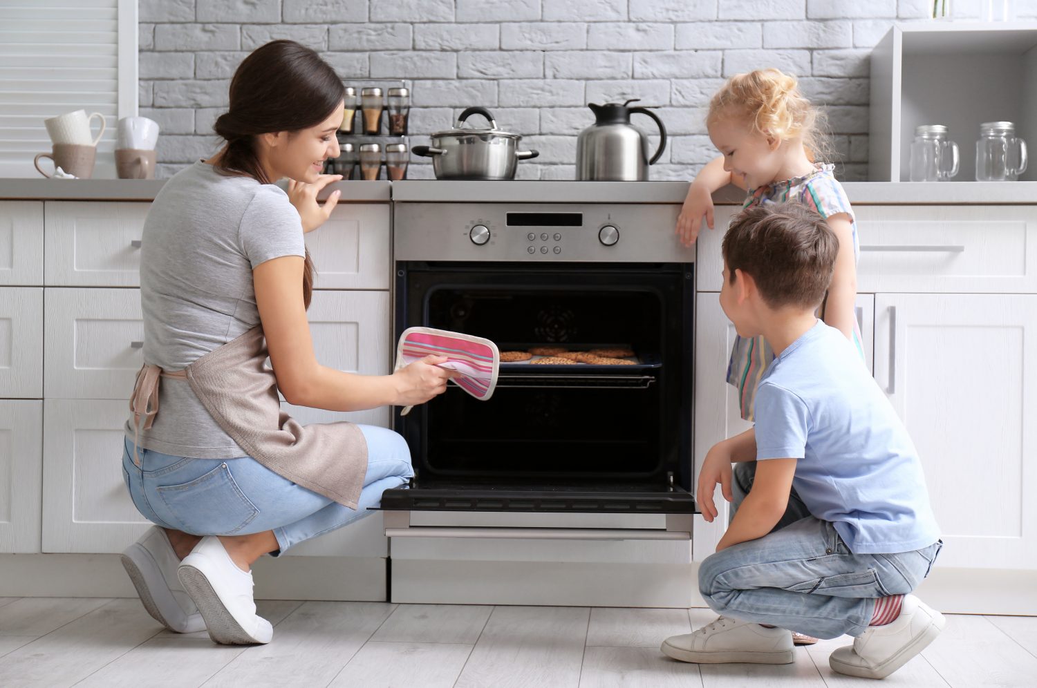 Cách Vệ Sinh Lò Nướng Đơn Giản, Hiệu Quả