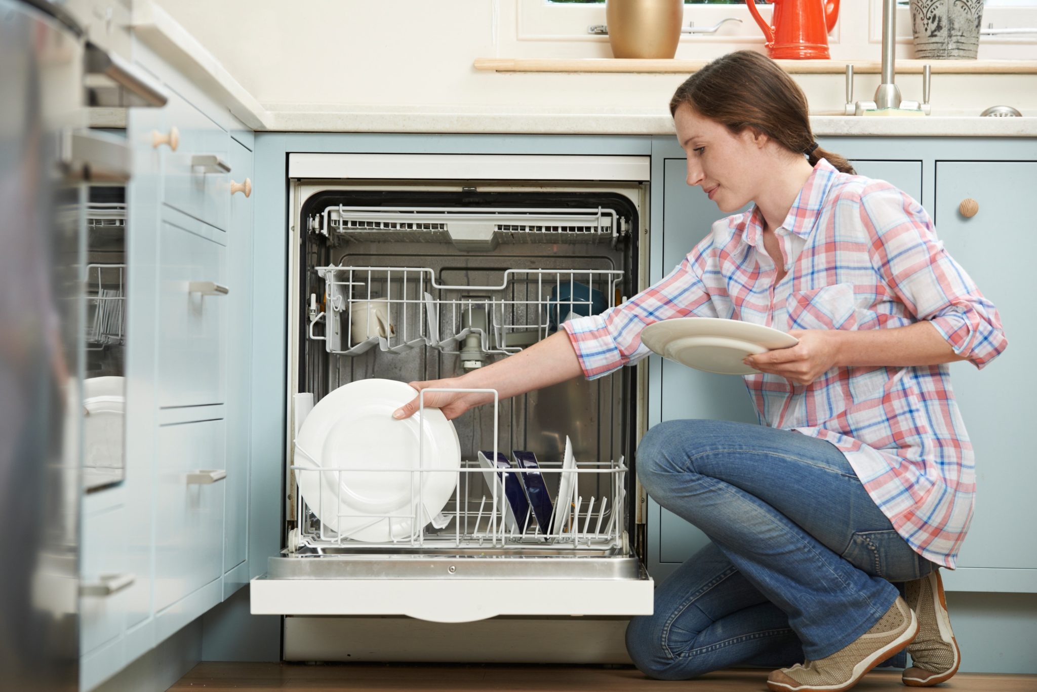 Hướng dẫn sử dụng chất tẩy rửa cho máy rửa bát đúng cách