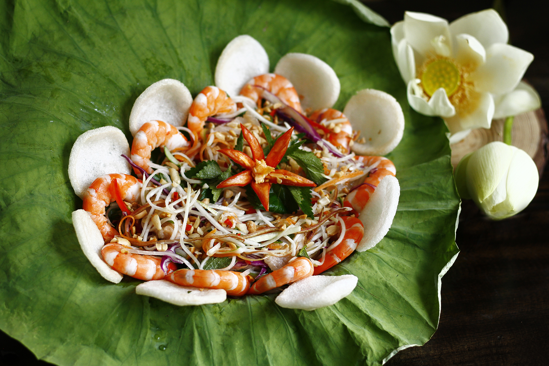Cách làm gỏi đu đủ tôm thịt thanh mát ngày hè