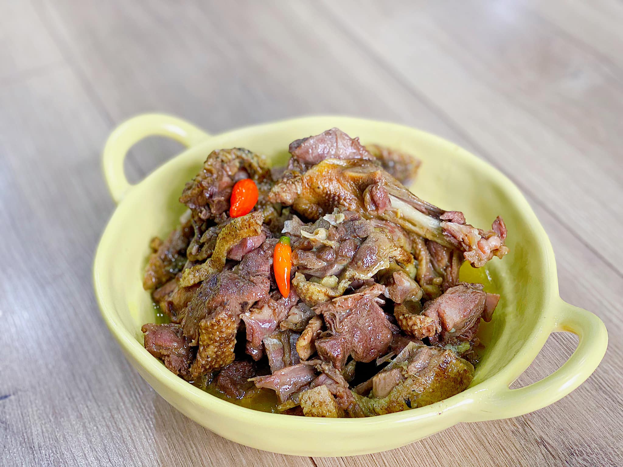 Cách làm vịt kho gừng đậm đà thơm ngon