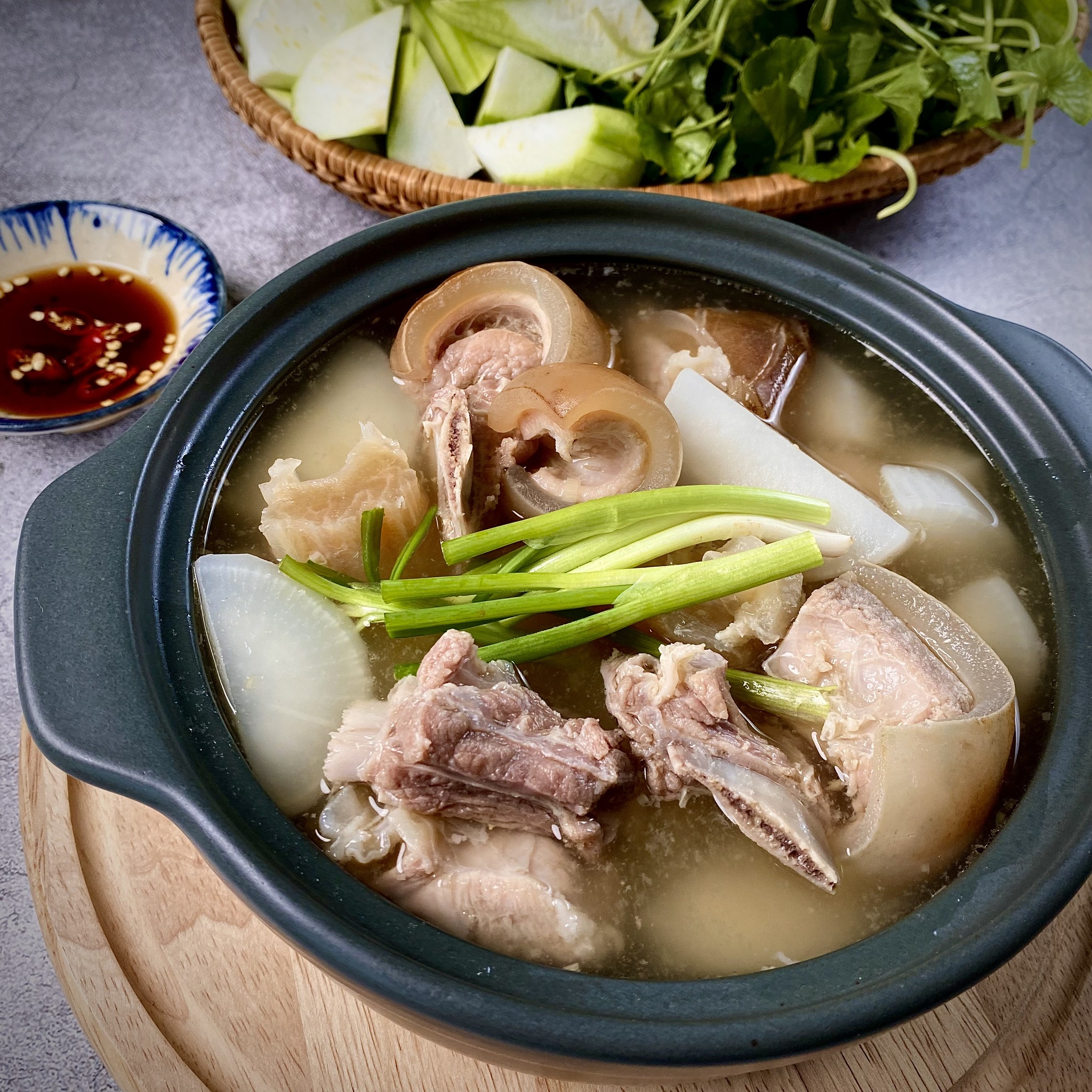 Cách làm đuôi bò hầm sả cho dân sành ăn