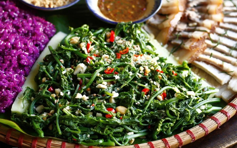 Cách làm nộm rau dớn ngon, giòn dễ nhất