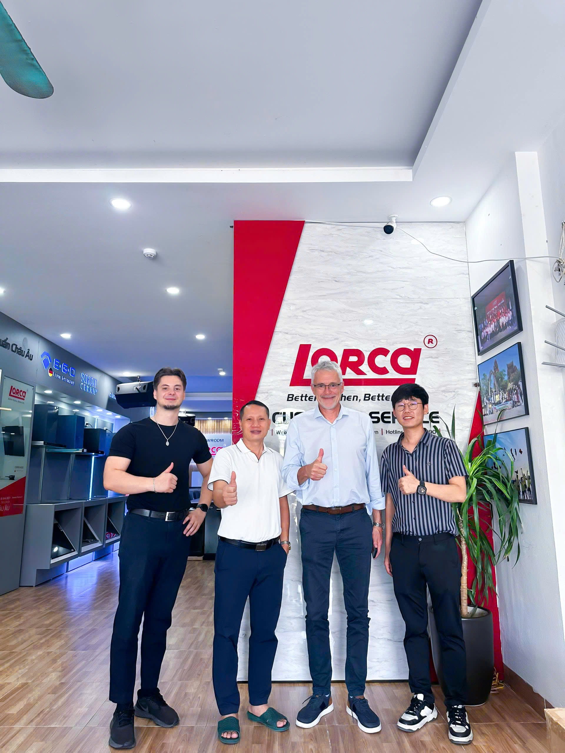 Lorca đón tiếp đối tác quốc tế – Khẳng định vị thế thương hiệu thiết bị nhà bếp chuẩn toàn cầu